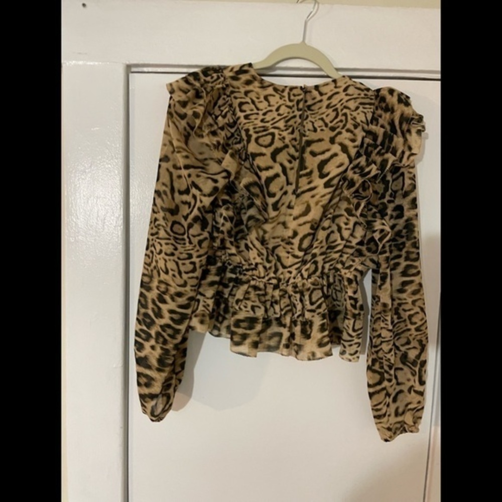 Express Leslie’s Ruffle Tiered Peplum Blouse Size X-Small - Picture 5 of 8